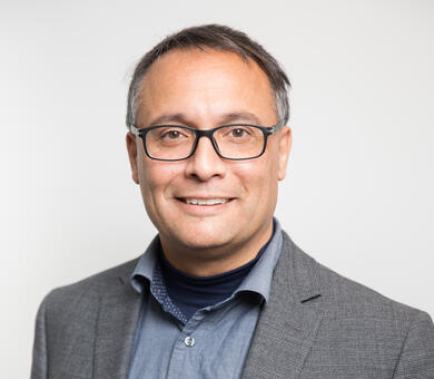 Prof. Ian D. Gates headshot